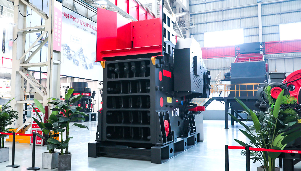 CJ系列歐版顎式破碎機(jī)主圖
